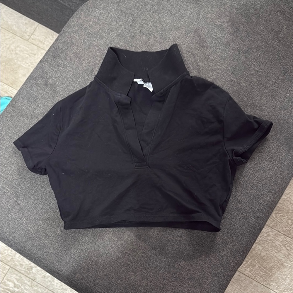 H&M Black Fitted Polo Crop Top